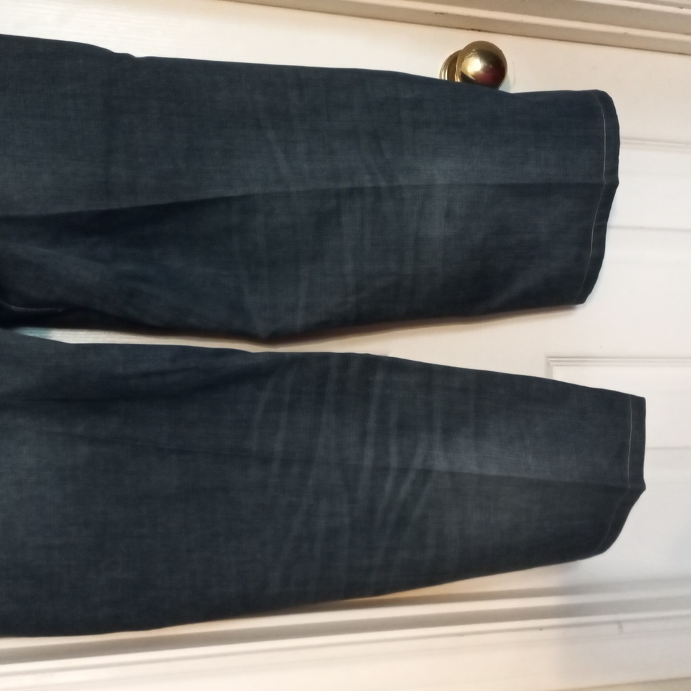 GAP. - Picture 5 of 5